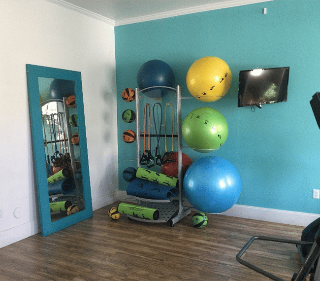 Additional room for stretching, yoga, weights