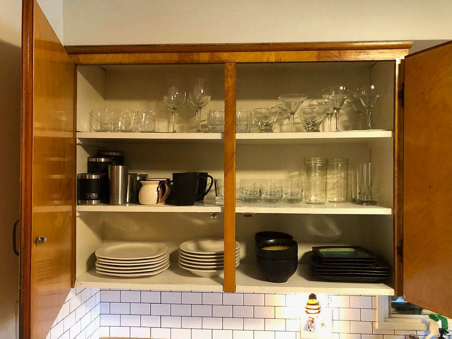 Fully stocked and equipped kitchen. Plenty of glass options and two sets of bowls + plates. 