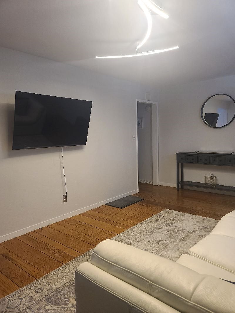 Furnished Finder property 290160_2 photo 11