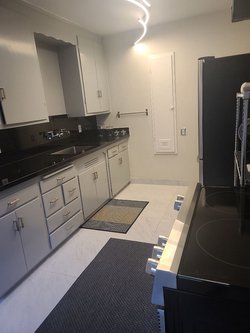 Furnished Finder property 290160_2 photo 6