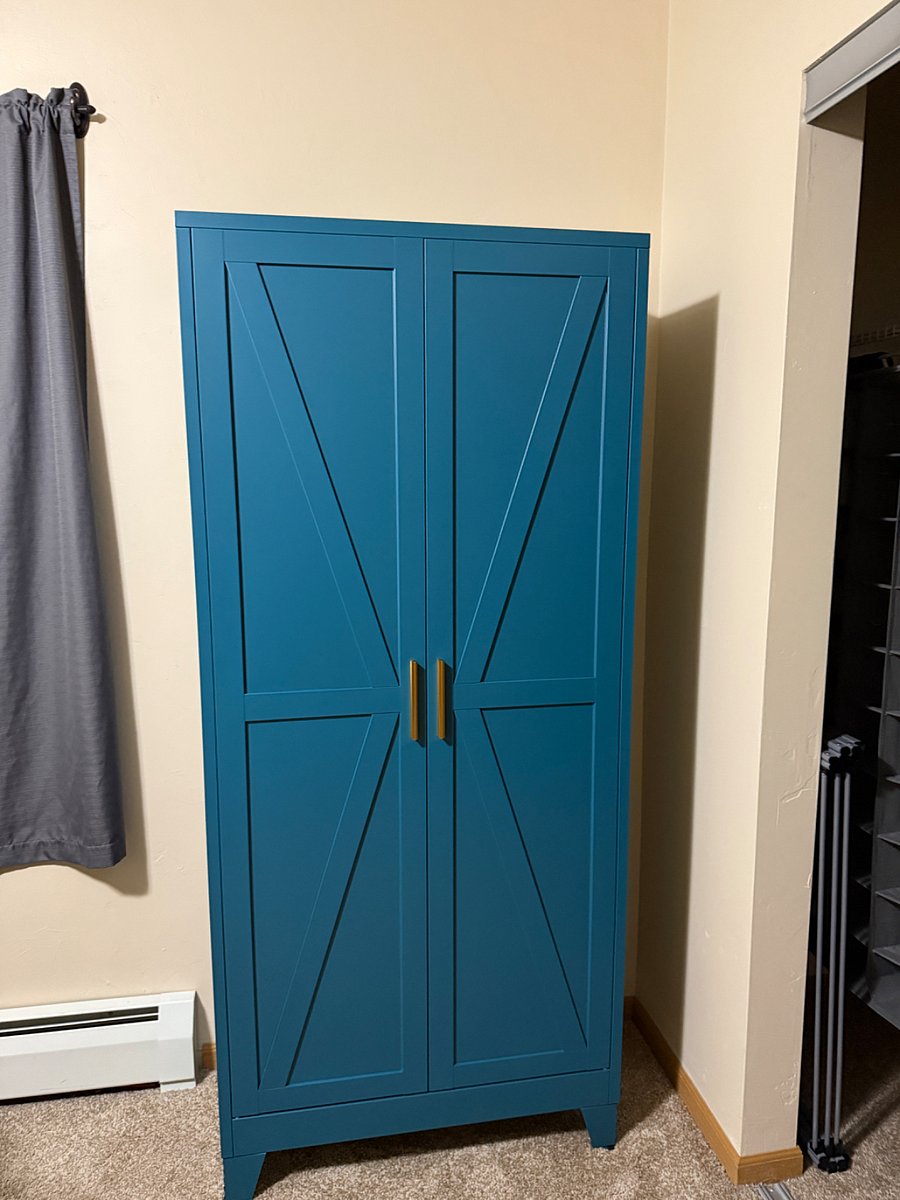 Pantry closet