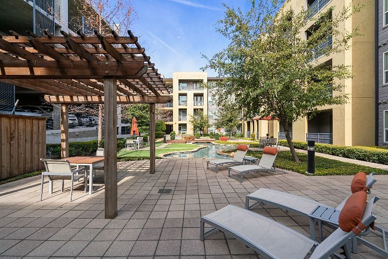 Furnished Finder property 290372_1 photo 10