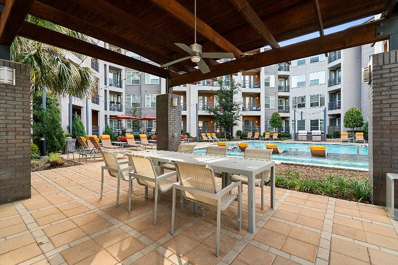 Furnished Finder property 290372_1 photo 6