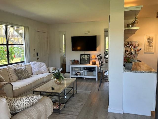 Furnished Finder property 290589_1 photo 4