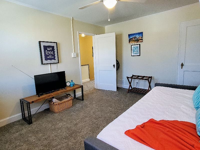The seperate living room has its own door. This room can double as a 2nd bedroom with its own closet and door. For a 2nd tenant or overnight guest.