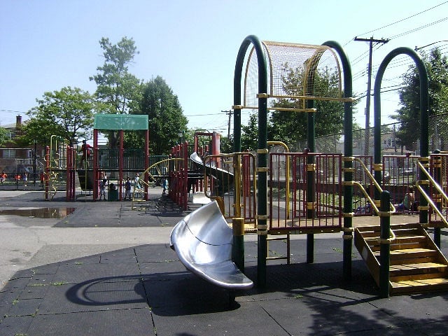 Enjoy a day at the Bufane Park with the family 0.3 mile
