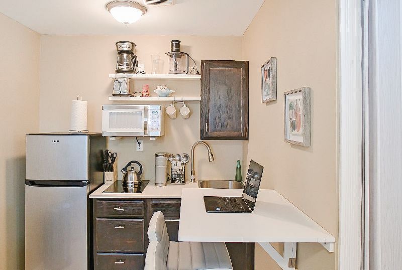 Dedicated working station