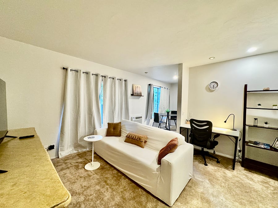 Furnished Finder property 290872_11 photo 4