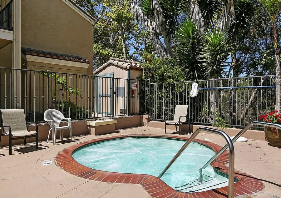 Furnished Finder property 290872_6 photo 28
