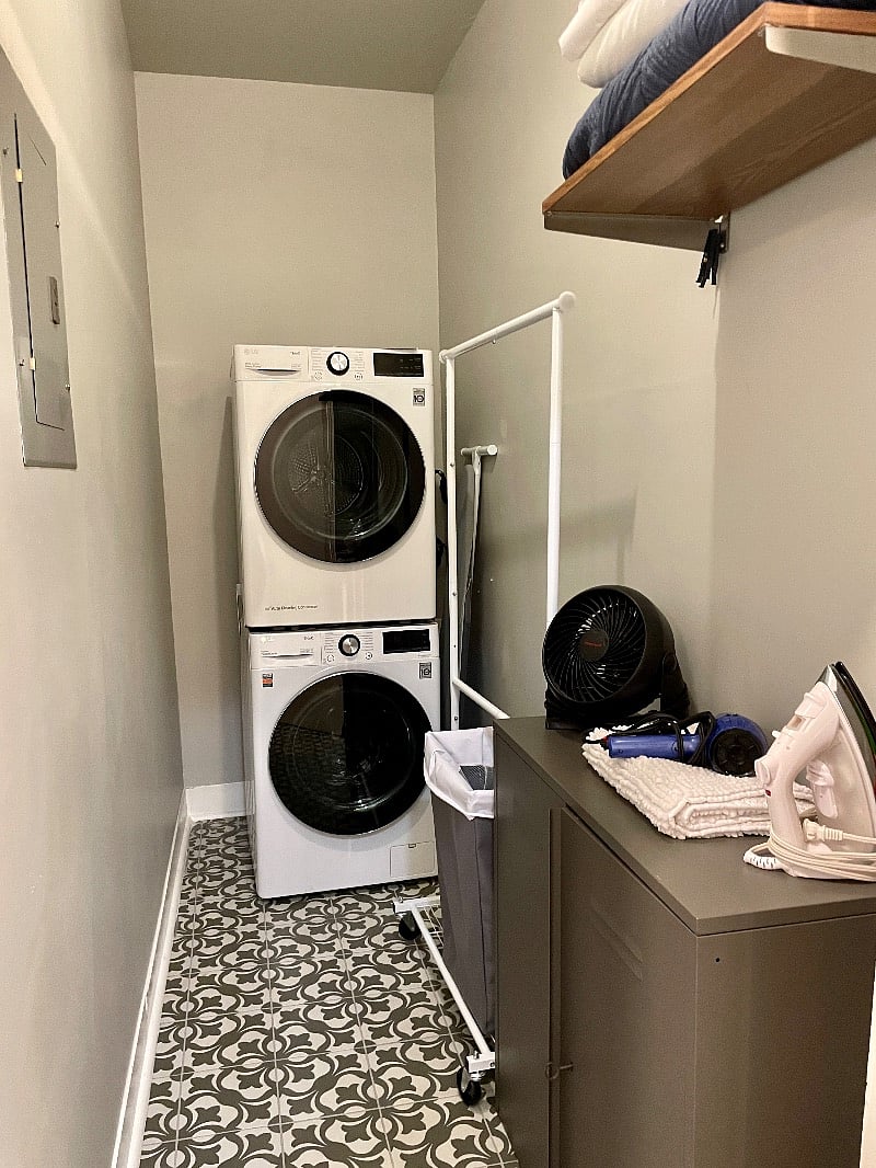 Washer/Dryer in Unit