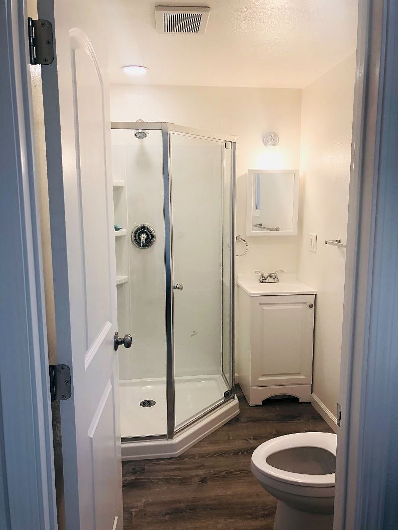 Private Freshly Remodel bathroom new appliances 