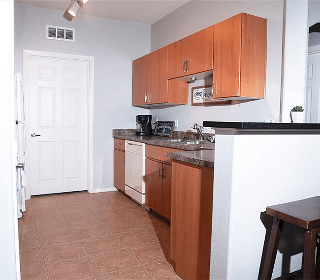 Furnished Finder property 292093_1 photo 11