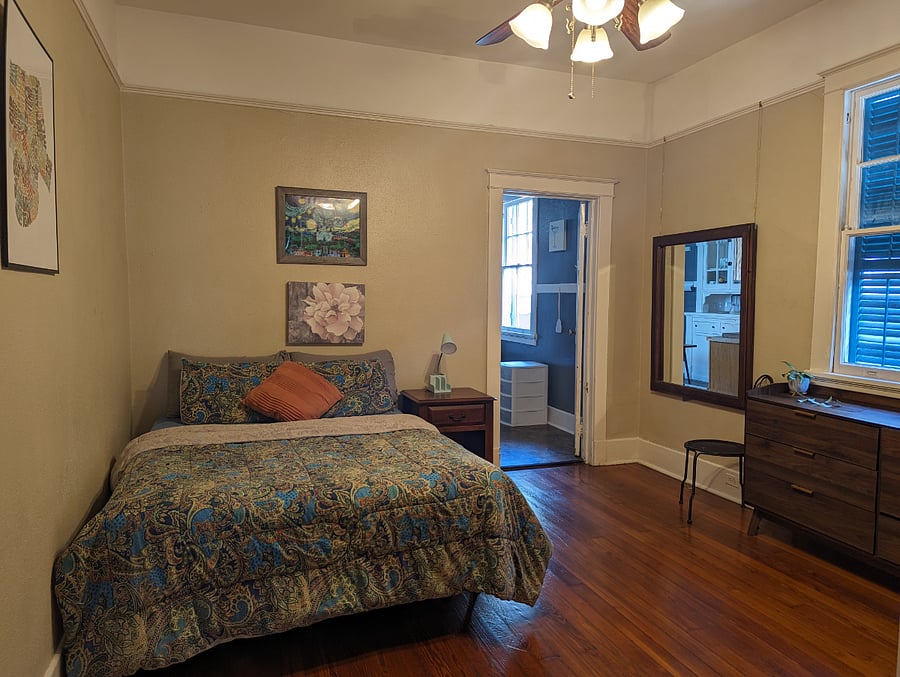 Bedroom