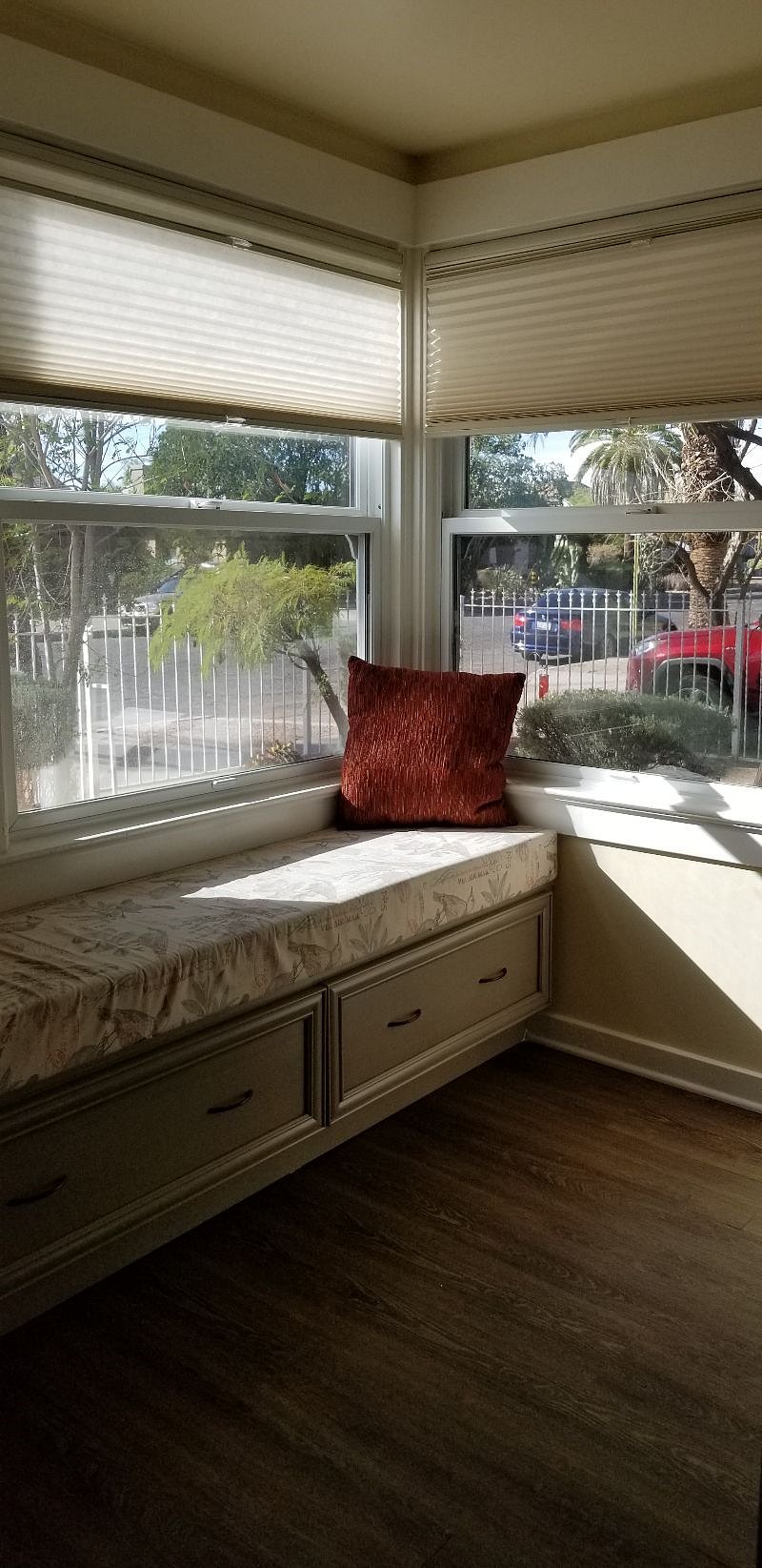 Furnished Finder property 292120_2 photo 4