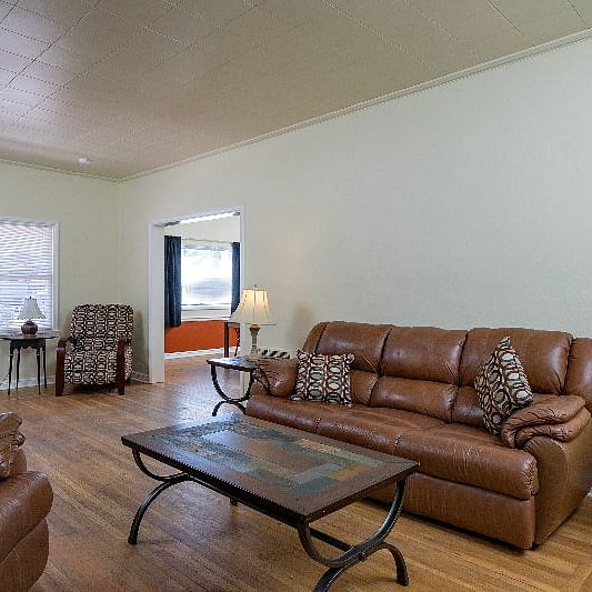 Furnished Finder property 292120_2 photo 6
