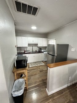 Furnished Finder property 292359_1 photo 17