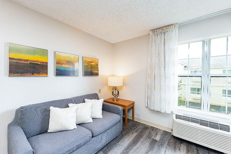 One Bedroom Sofa