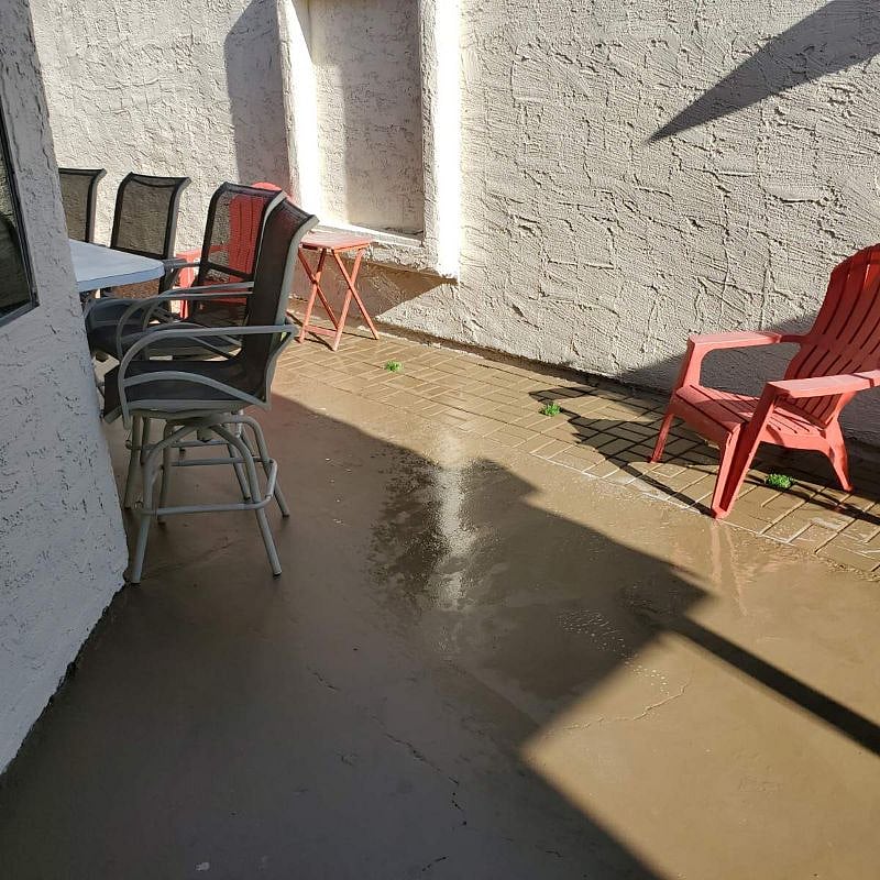Outdoor sitting area
