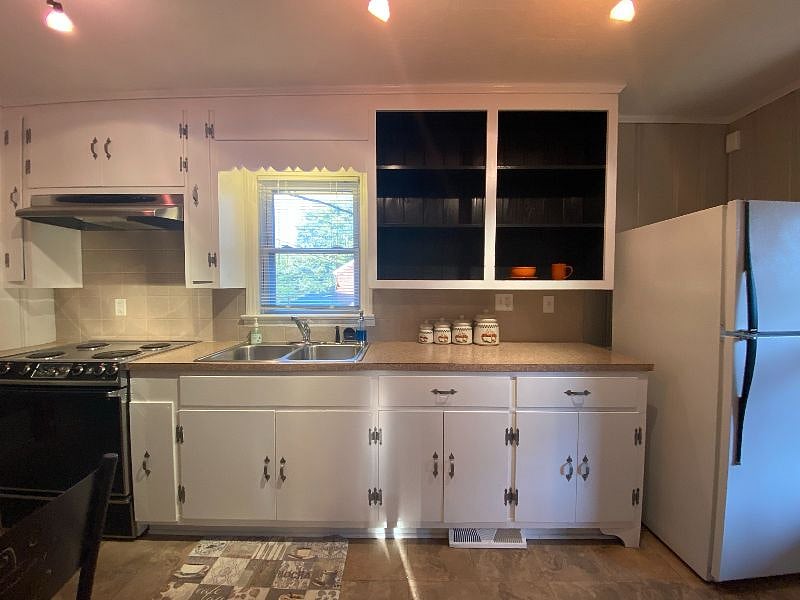 Furnished Finder property 292417_2 photo 17