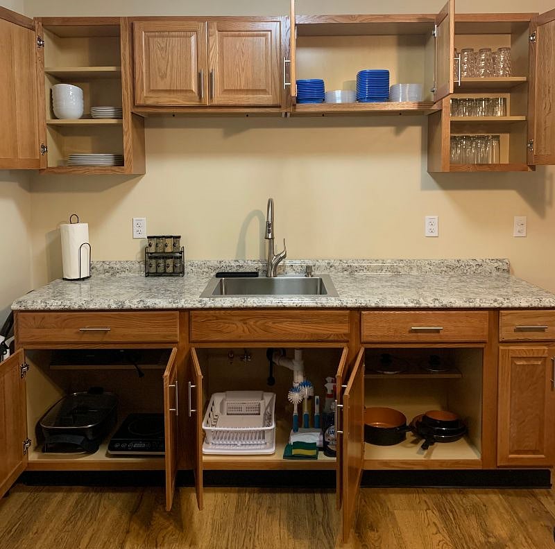 Private Kitchenette