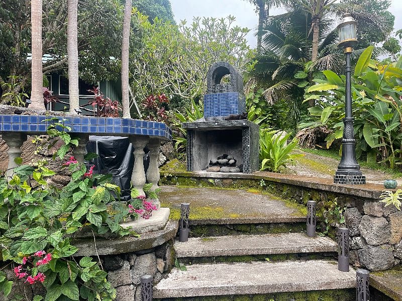 BBQ grill.