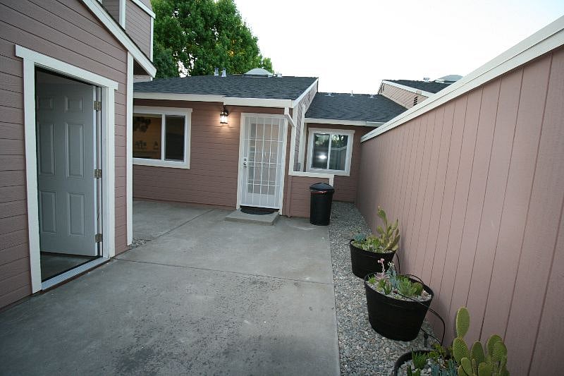 Furnished Finder property 292884_1 photo 23