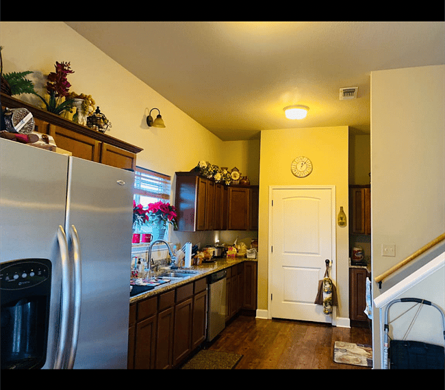 Furnished Finder property 292903_1 photo 4