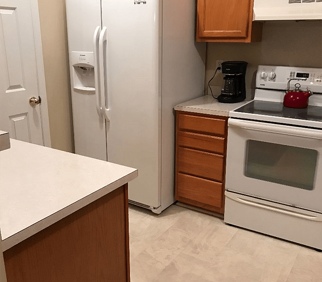 All the appliances are full size.