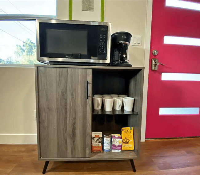 Coffee / tea station