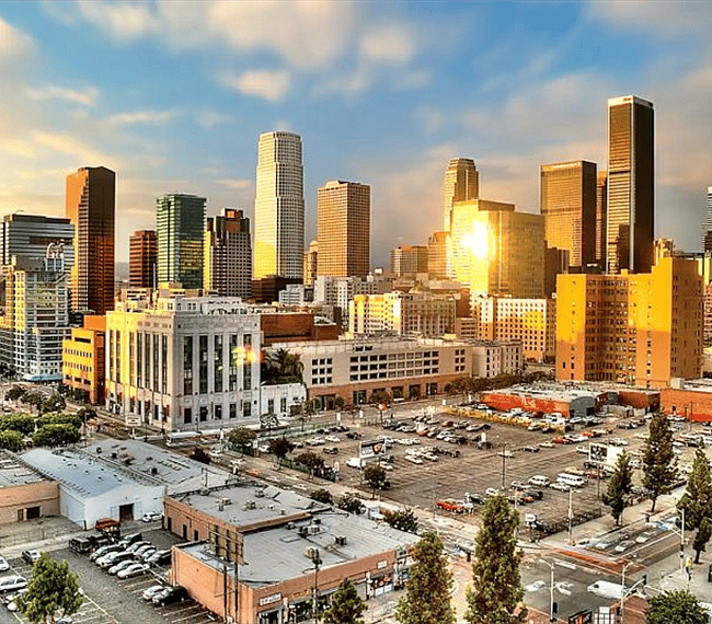 20 minutes to Downtown LA