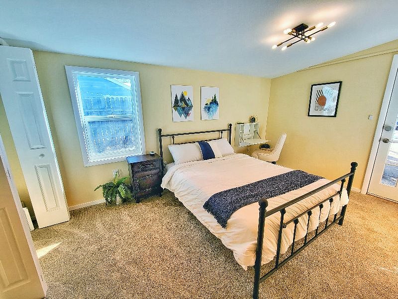 Main bedroom with direct access to the carport