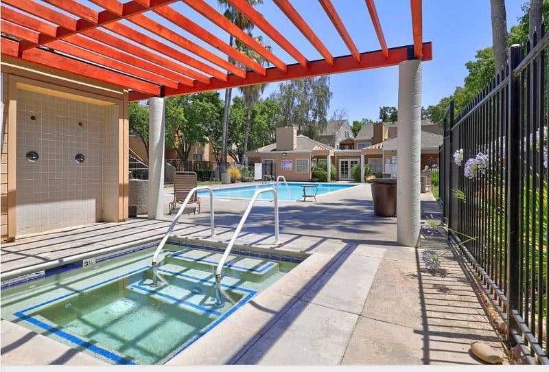 Furnished Finder property 293959_1 photo 28
