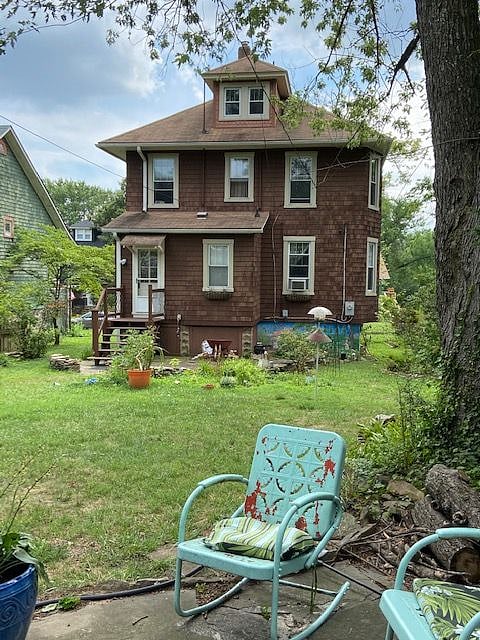 Exterior (backyard)