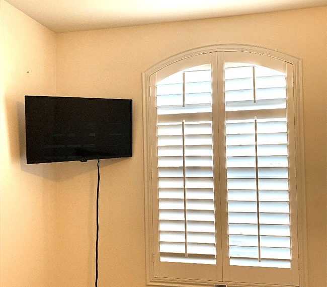 Bedroom 2 smart TV included