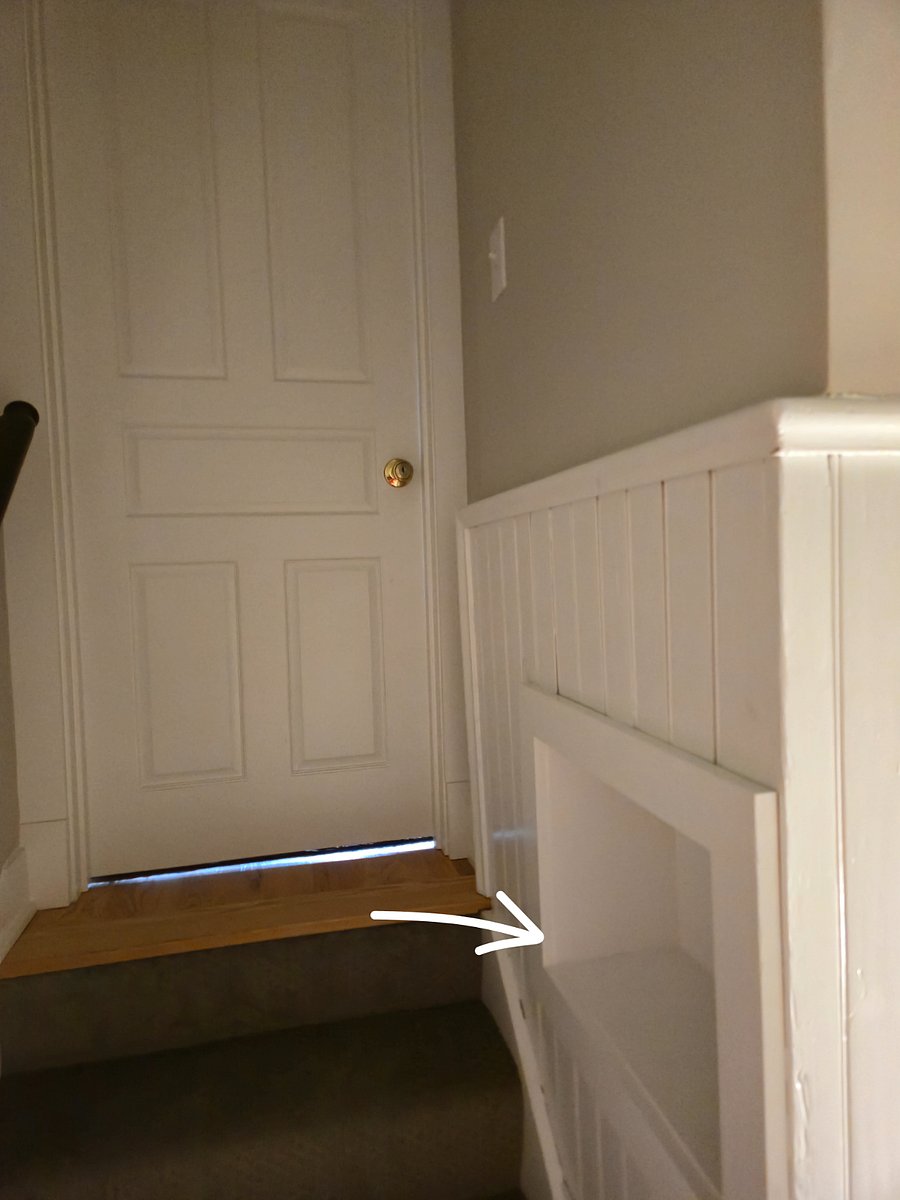 3rd Floor Landing with Cubby for Food or Other Deliveries.