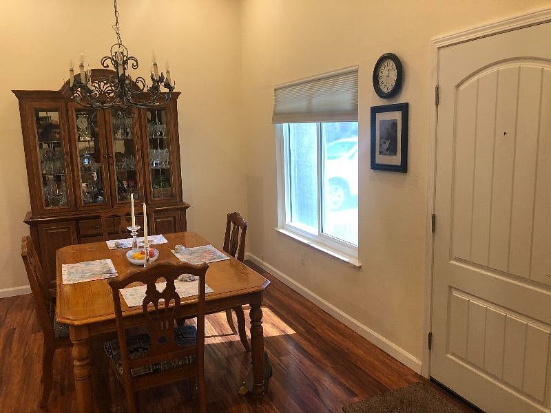 Formal Dining room with ceiling fan/light