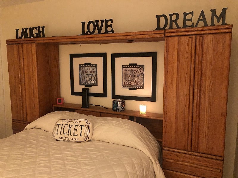 Guest Bedroom with queen size bed and ceiling fan/light