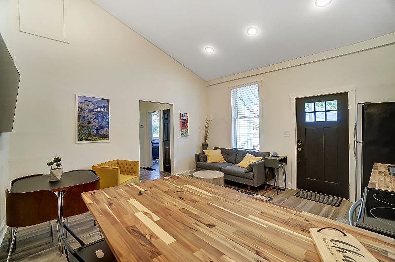 Furnished Finder property 294690_1 photo 13
