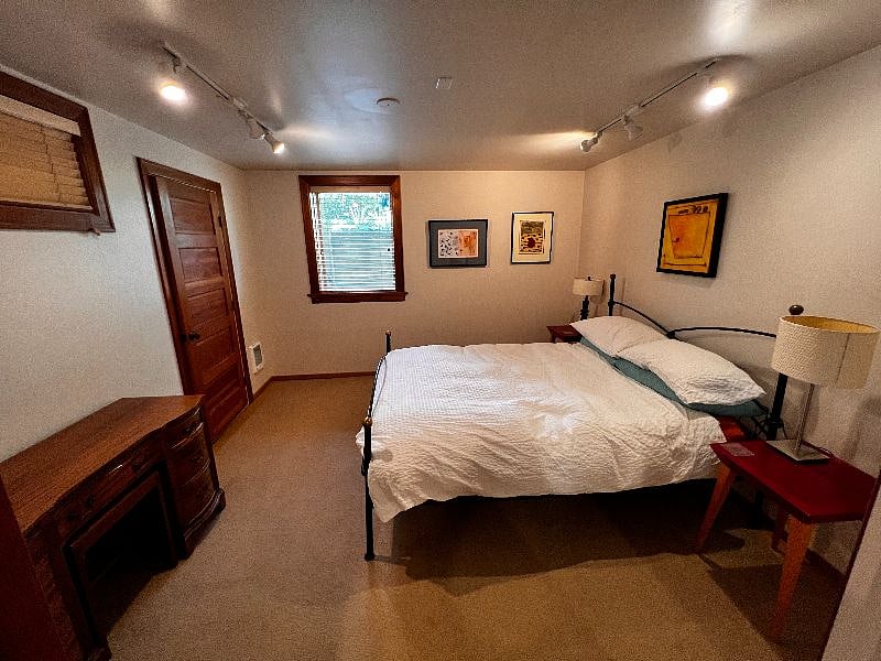 Furnished Finder property 295015_1 photo 9