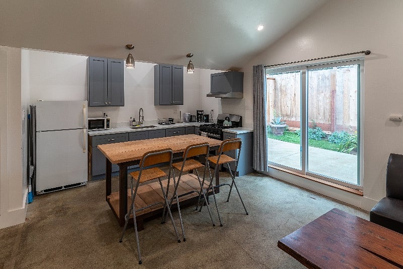 Furnished Finder property 295018_1 photo 24