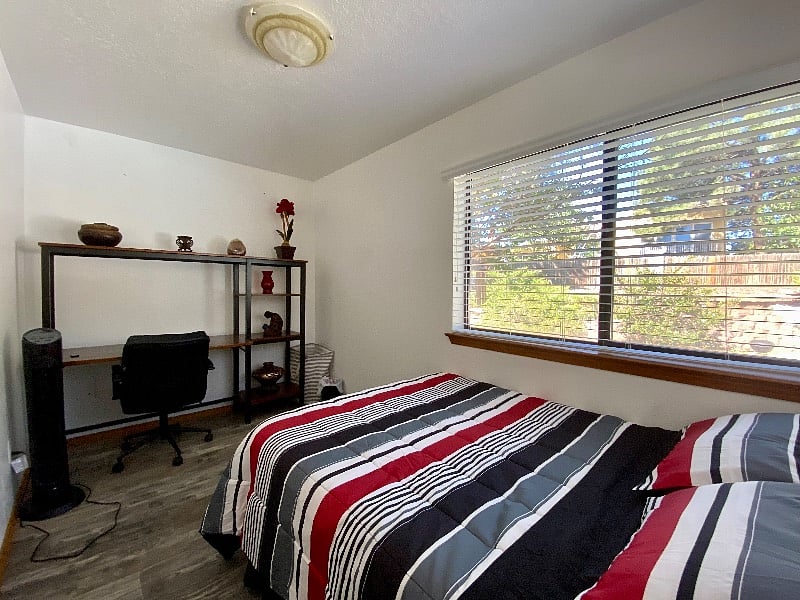 Bedroom 2/office 