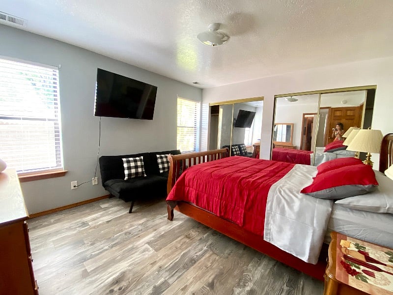 Masters Bedroom 