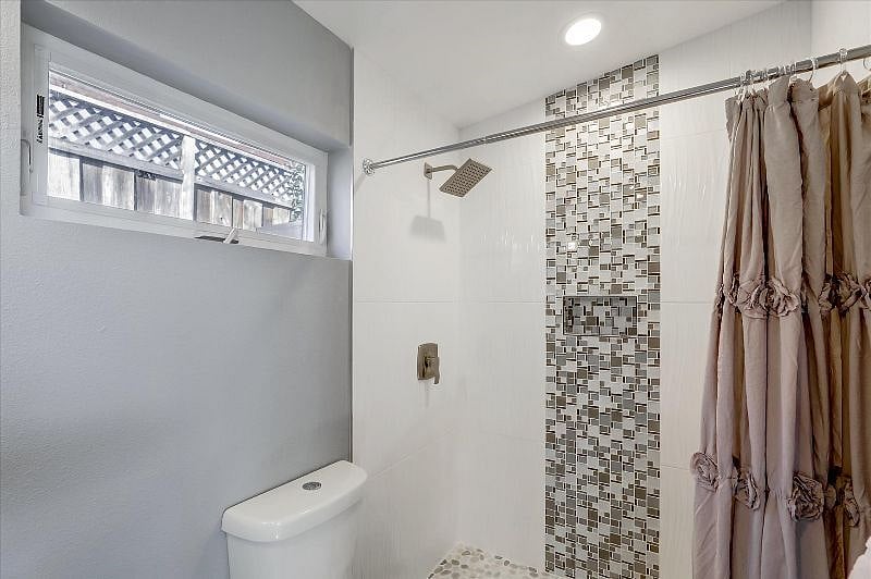 Furnished Finder property 295307_4 photo 15