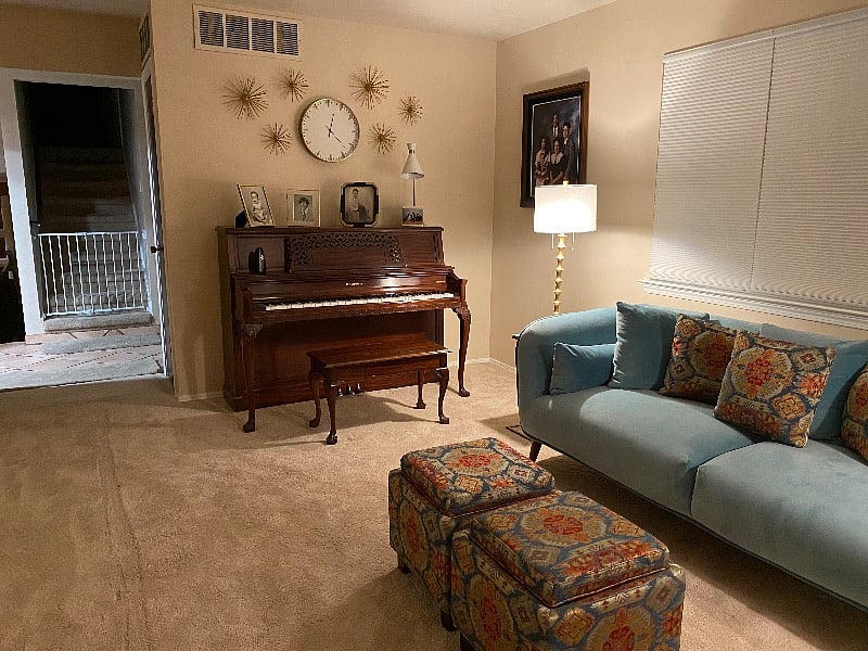 Living Room (shared space)