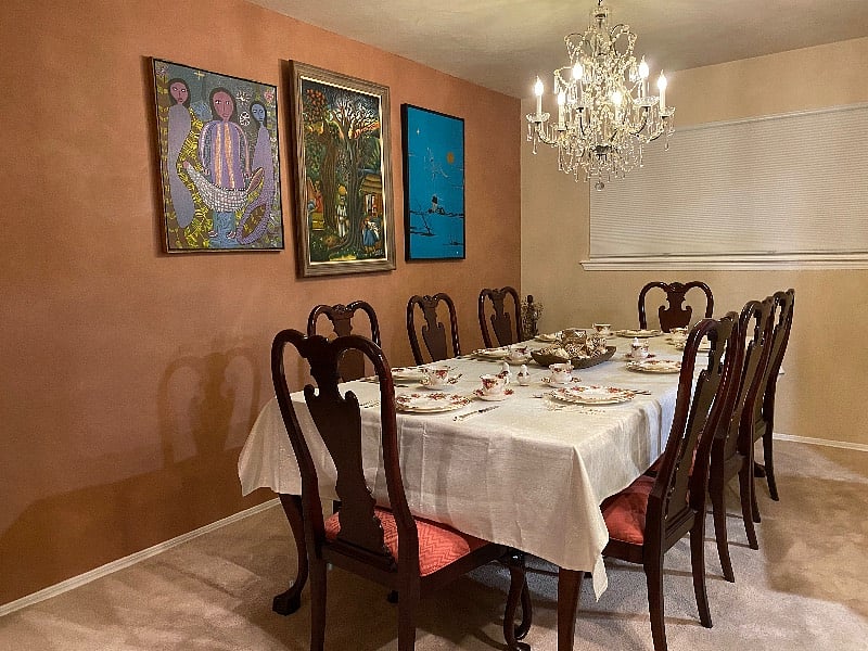Invite your colleagues/friends for a nice home cooked meal in the formal dining room. (shared space)