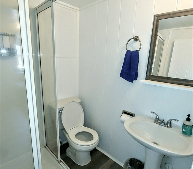 3/4 Bathroom