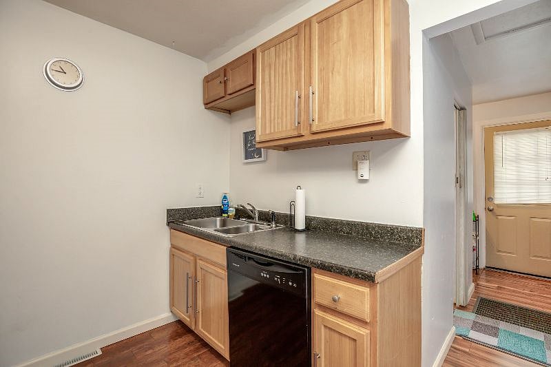 Furnished Finder property 295512_1 photo 5