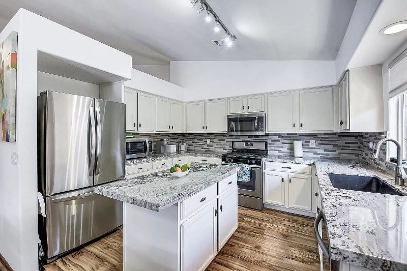 Furnished Finder property 295651_1 photo 9
