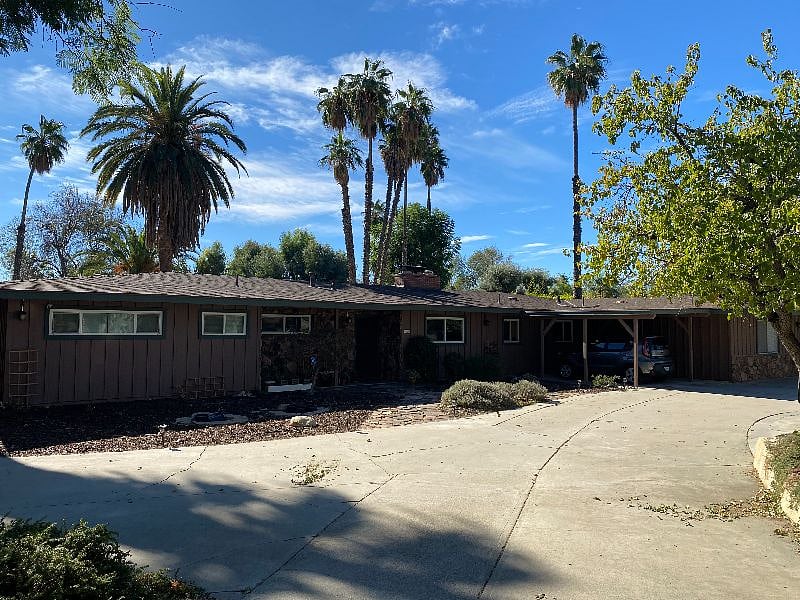 Entire residence Apt on far right