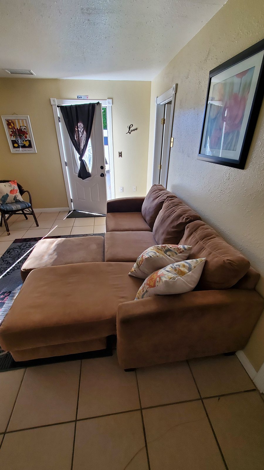 Front entrance to living room 